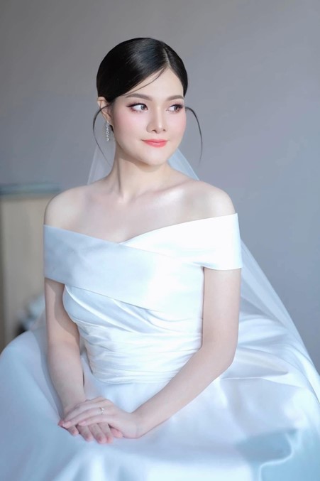 สไตล์มินิมัลลิสต์, เช่าชุดไทย แต่งงาน