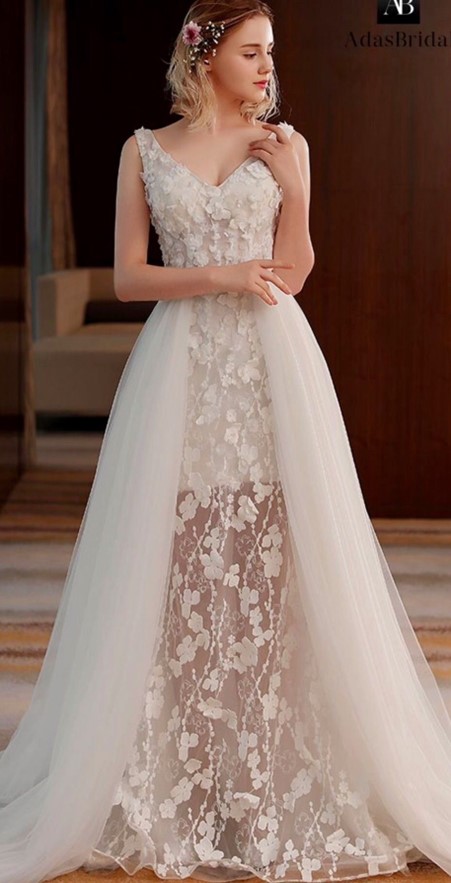  ชุดแต่งงานแบบแปลงรูปได้ (convertible Dresses)