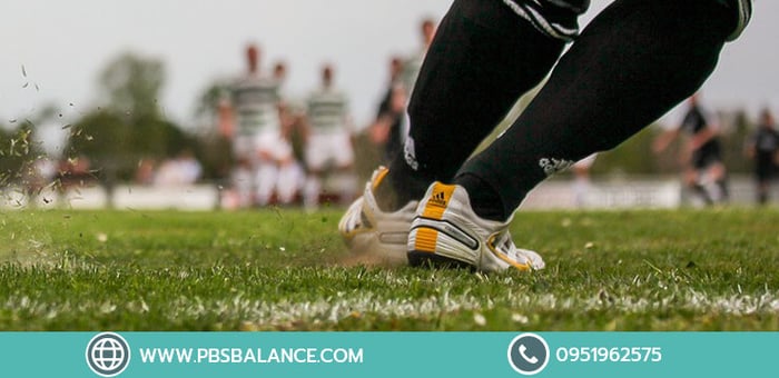 สัญญาณปัญหาเท้าแบนหลังเล่นกีฬาและการใช้แผ่นรองเฉพาะบุคคล