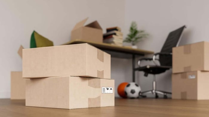 packed up the luggage of the house to move