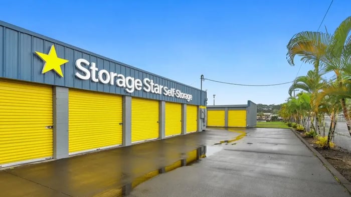 Outdoor view of Keaau storage drive up units