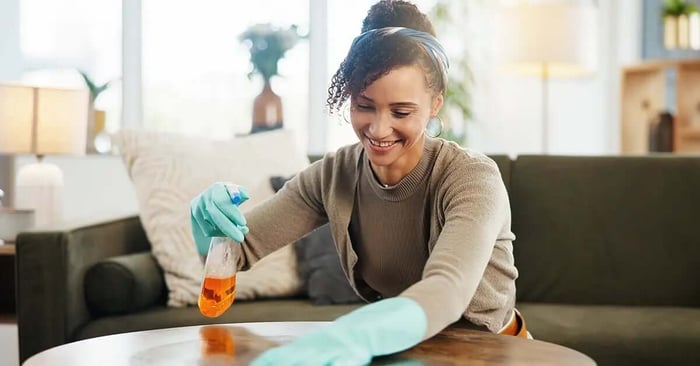 Spring Cleaning Checklist: What to Keep, What to Toss & What to Put in Storage