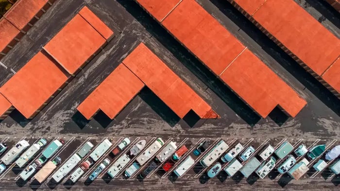 Indoor vs. Outdoor Storage: The Ultimate Showdown  - Mini Mall Storage