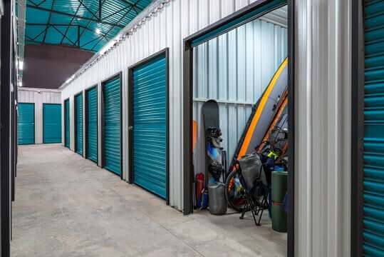 renting a storage unit