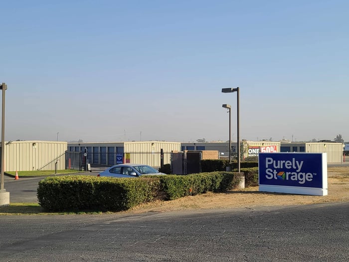 self storage in hanford, ca