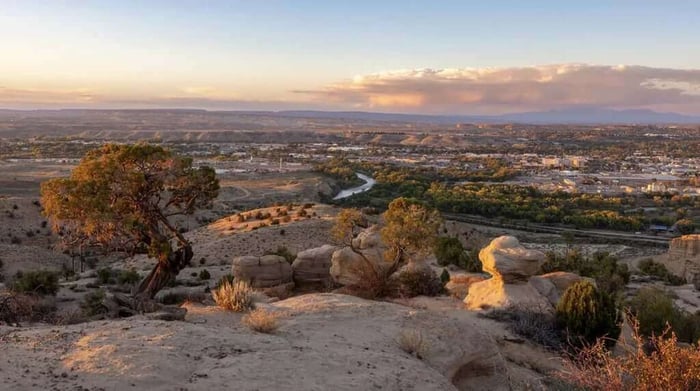 Redi-Door Storage Parkway Self storage in Farmington nm