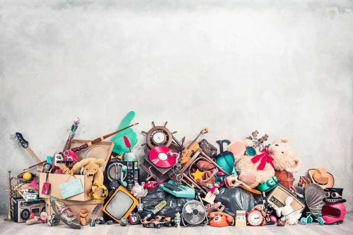 How To Use Self Storage To Prevent Hoarding - Safeguard Self Storage