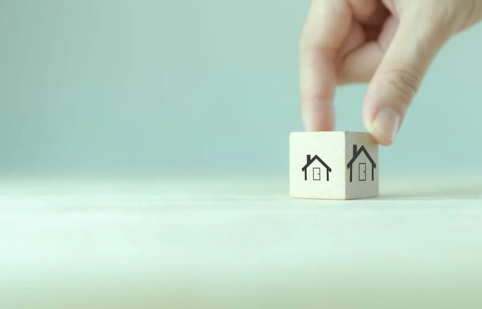 Rightsizing Your Home: Is Downsizing the Key to a Happy Life? - Safeguard Self Storage