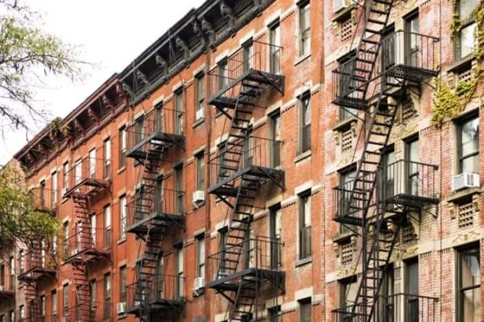 Moving to Brooklyn? Get Expert Tips to Help You Downsize in NYC - Safeguard Self Storage