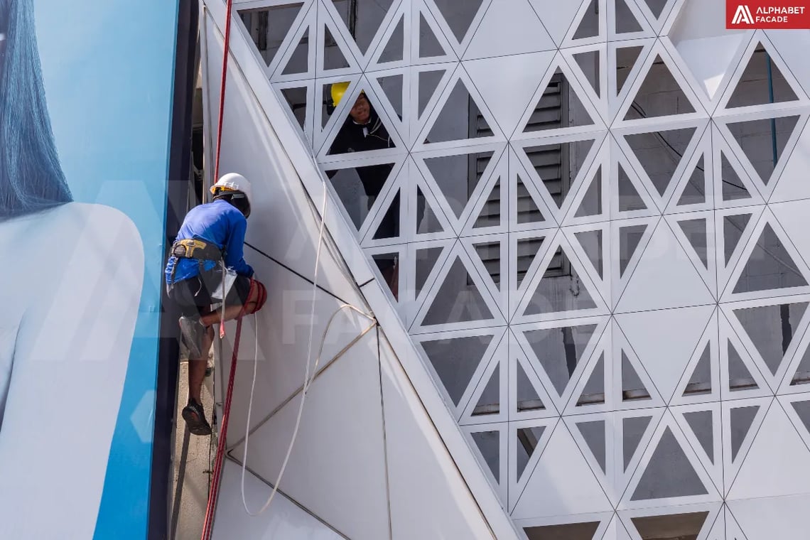 ฟาซาดกันแดด