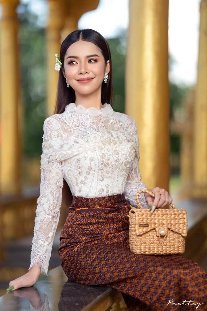 Lace and the Songkran Tradition Blending Traditional Thai Art with Contemporary Fashion