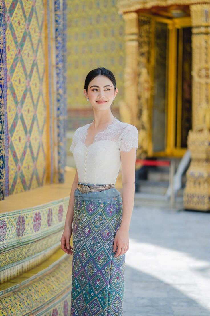 Lace and the Songkran Tradition Blending Traditional Thai Art with Contemporary Fashion