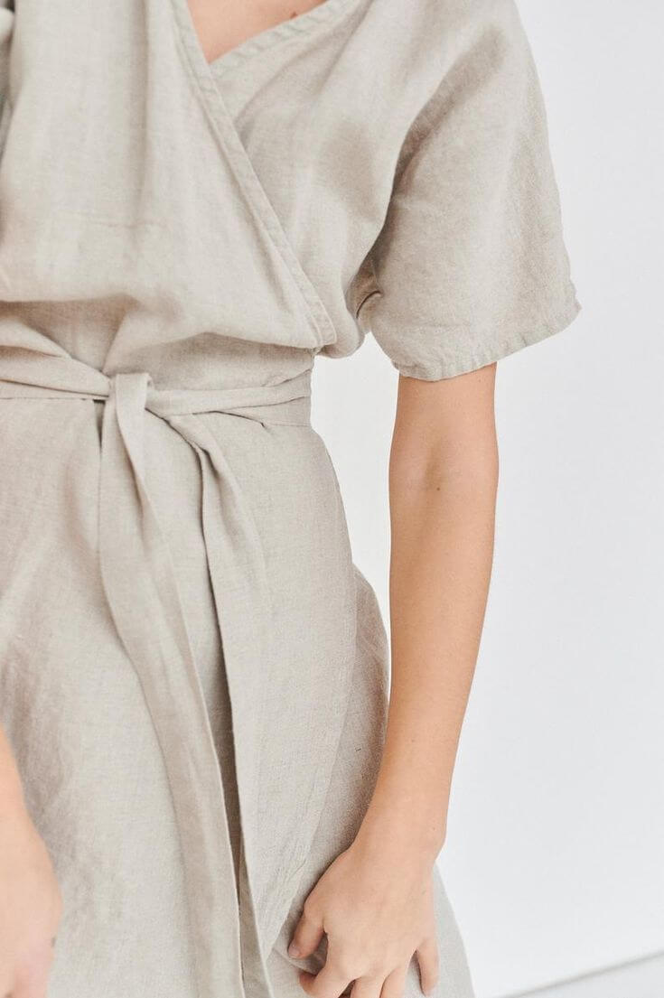 From Fast Fashion to a Smart Wardrobe: What Kind of Clothes Should Modern Consumers Buy?
