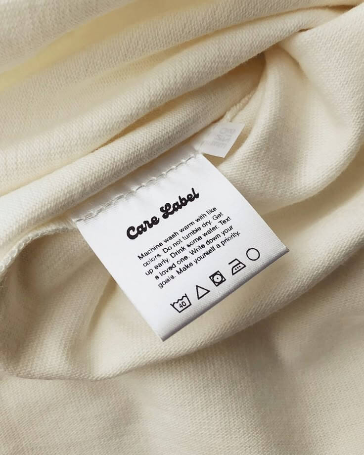 From Fast Fashion to a Smart Wardrobe: What Kind of Clothes Should Modern Consumers Buy?