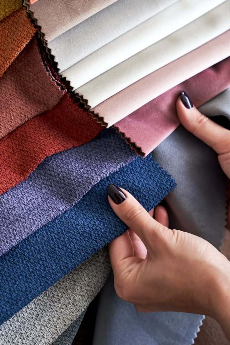 From Fast Fashion to a Smart Wardrobe: What Kind of Clothes Should Modern Consumers Buy?