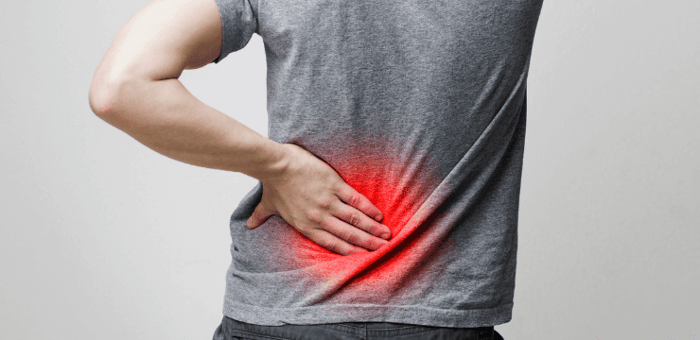 กระดูกสันหลังคดคืออะไร ? เมื่อไหร่ควรต้องกังวล ?