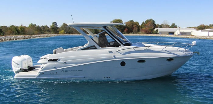 Crownline Introduces the All-New 310 CRX Luxury Outboard Cruiser