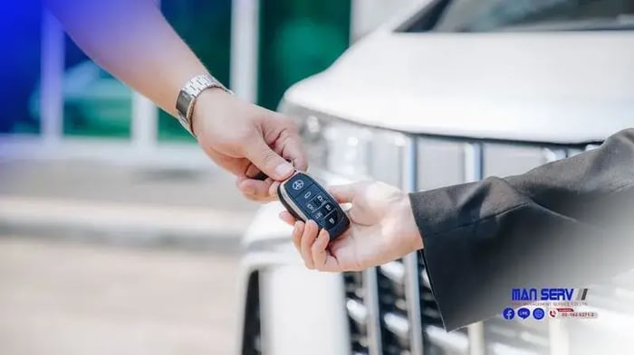 ในพื้นที่อย่าง ศรีราชา ชลบุรี และระยอง ซึ่งเป็นศูนย์กลางของนิคมอุตสาหกรรม การเดินทางมีบทบาทสำคัญในการติดต่อธุรกิจระหว่างองค์กรทั้งในประเทศและต่างประเทศ บริการ เช่ารถ Alphard พร้อมคนขับ