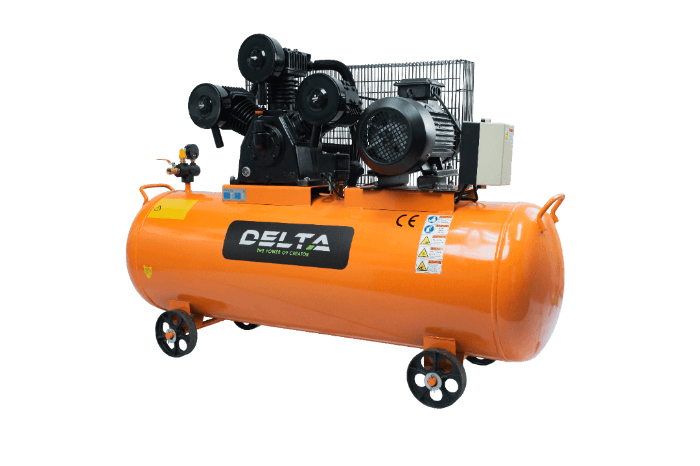 เมื่อพูดถึงปั๊มลมอุตสาหกรรมในโรงงาน “ปั๊มลม” ถือเป็นหัวใจของสายการผลิตแทบทุกแห่ง เพราะไม่ว่าจะเป็นเครื่องจักรกล, ระบบออโตเมชัน, การแพ็คสินค้า ไปจนถึงระบบควบคุมต่างๆ ล้วนต้องพึ่งพาอากาศอัดเป็นพลังงานหลัก