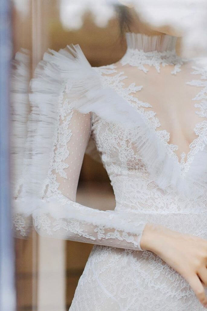 Chantilly Lace – The Allure of French Lace in Modern Fashion