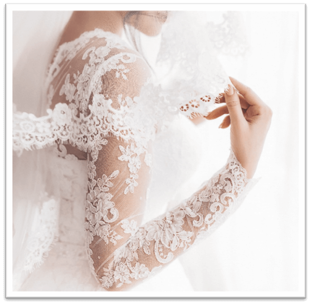 Chantilly Lace เสน่ห์ของผ้าลูกไม้ฝรั่งเศส กับแฟชั่นยุคใหม่