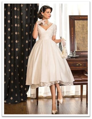 Wedding Dresses 1960s – 1990s: The Shift to Minimalism