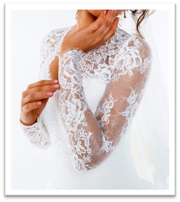 โครงสร้างของผ้ามีผลต่อ Silhouette ของชุด