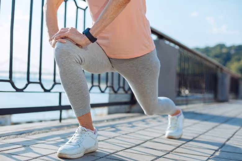 5 วิธีรักษาข้อเข่าเสื่อมไม่ต้องผ่าตัด