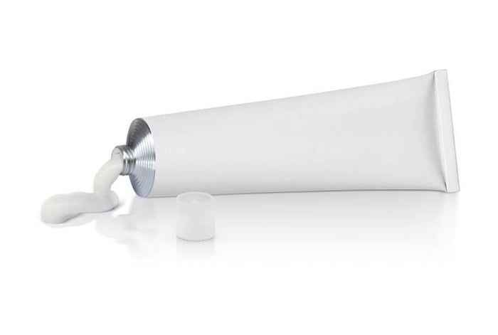 ยาทาแก้ปวด แบบร้อน เย็น หรือแบบไร้สัมผัสร้อนเย็น... มาหาคำตอบกัน!