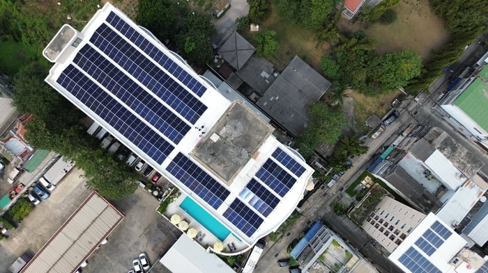 ขั้นตอนการติดตั้งโซลาร์เซลล์ในธุรกิจโรงแรม