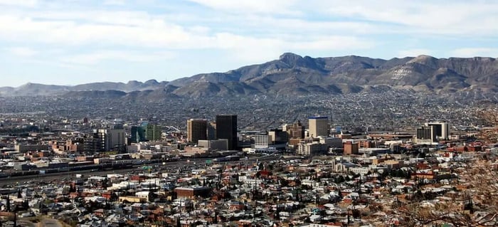 Aerial View of El Paso Fort Bliss Moving Checklist