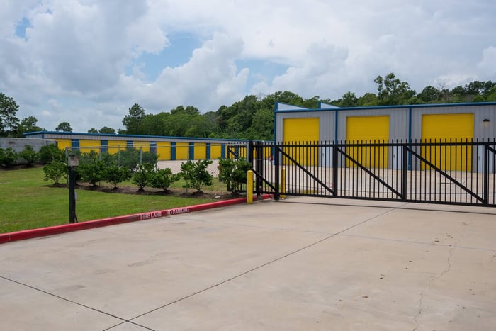 gated-entry-storage-units-pasadena-tx