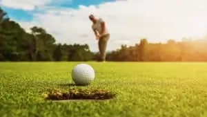 Woman Golfing in Timmins Ontario