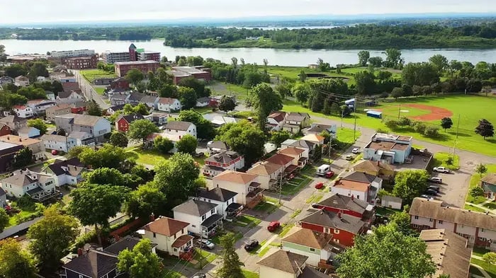 The town of Cornwall, ON