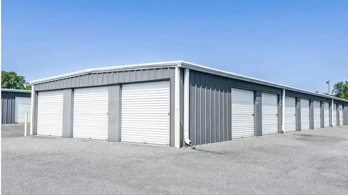 drive up storage units at Mini Mall Storage