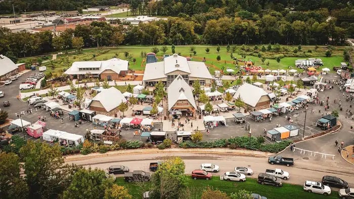 shopping in Ooltewah, TN