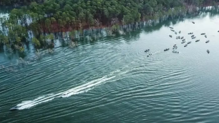 boating near Huntington, TX