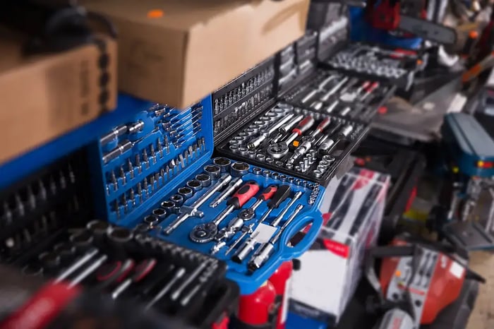 Save Time and Boost Your Efficiency with Smart Contractor Storage Solutions   - Mini Mall Storage