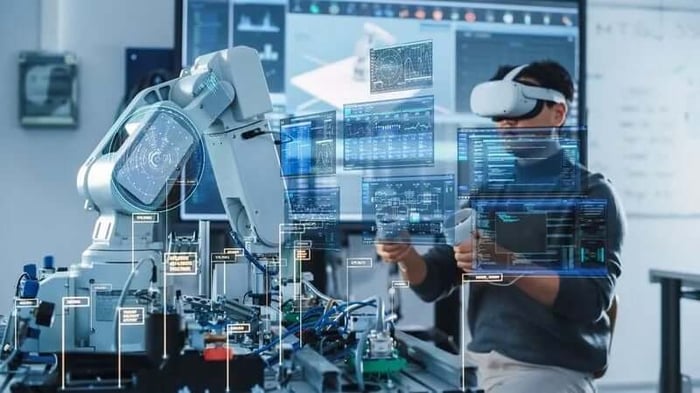 4 แนวโน้มหลัก สำหรับการผลิต ในปี 2024 : การนำทางสู่อนาคตด้วยความคล่องตัว