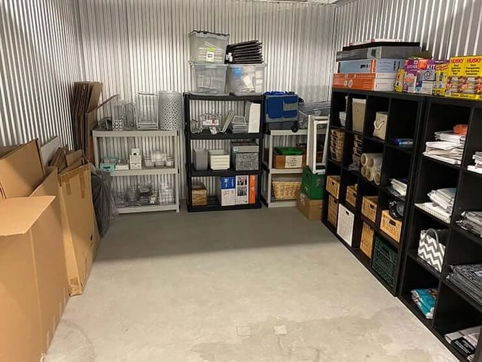 group similiar items in storage unit