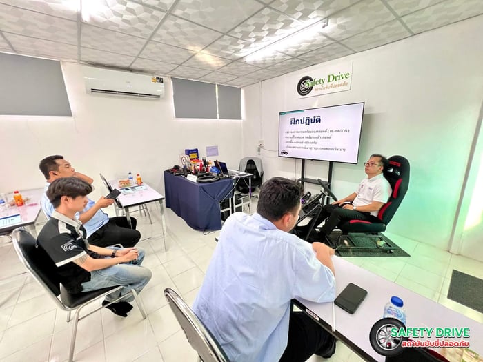 อบรมพนักงานขับรถ: ทักษะขับขี่ดี ต้องคู่กับหัวใจบริการ (Service Mind)