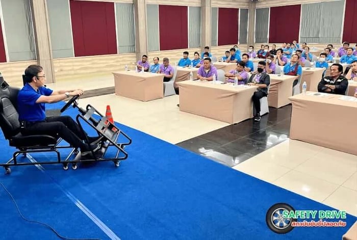 พนักงานขับรถประสิทธิภาพสูง คือใคร