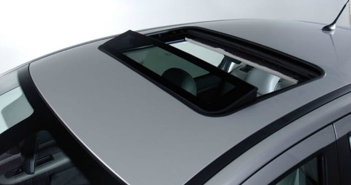 ออฟชั่นความปลอดภัย กฎหมายไทยบังคับแค่เข็มขัดนิรภัย