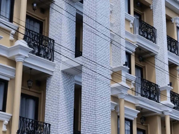 แผ่นอิฐเทียม