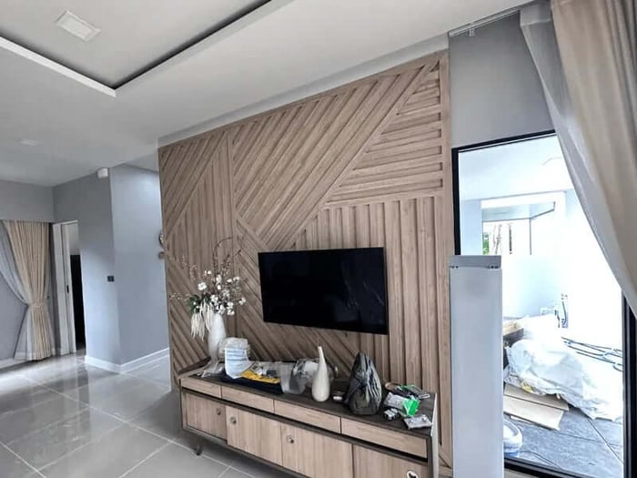 ระแนงไม้ติดแผ่นลามิเนต 