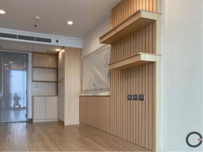 ระแนงไม้ติดแผ่นลามิเนต 