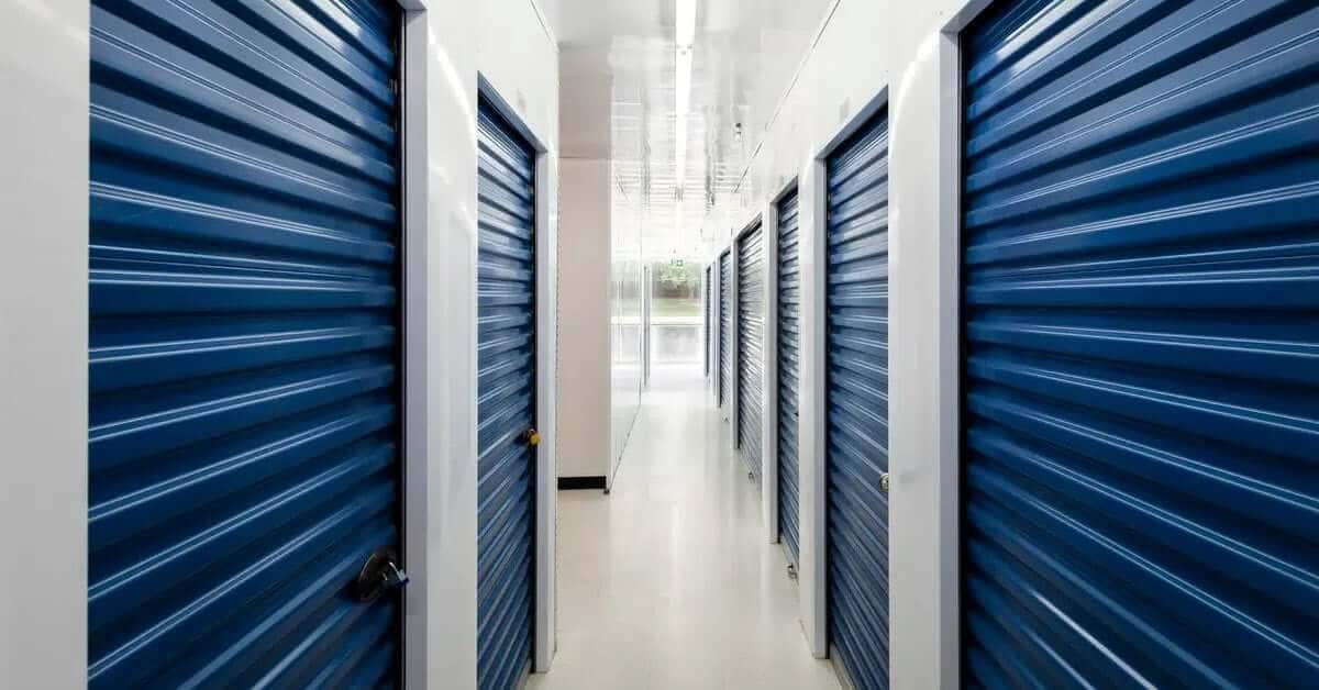 Garage or Self Storage? The Top 5 Reasons to Choose Mississauga Self Storage